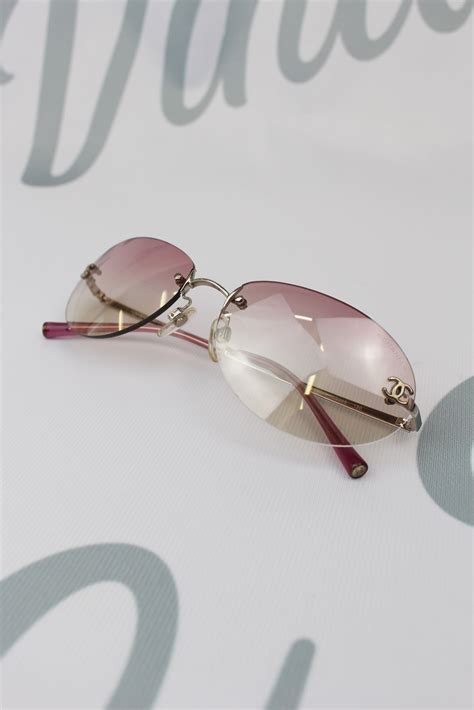 chanel pink sunglasses vintage